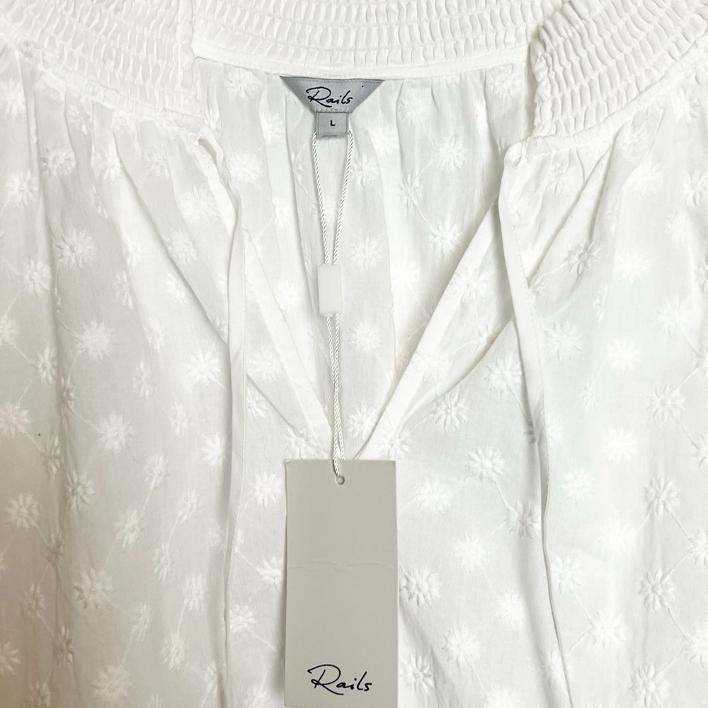 NWT Rails Paris Embroidered Top Daisies White Size Large - Picture 5 of 8